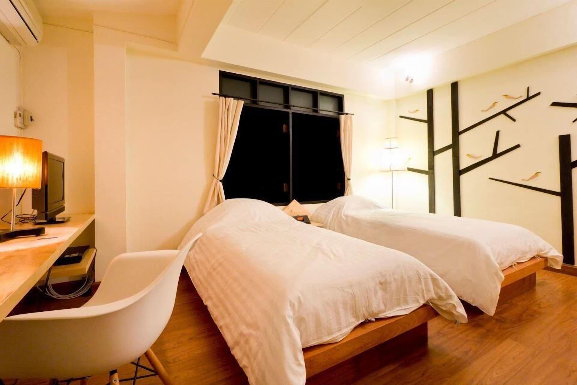 Early Bird Bed & Breakfast (Adults Only) Чиангмай Экстерьер фото
