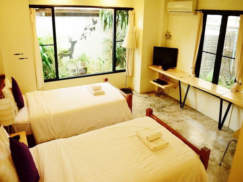 Early Bird Bed & Breakfast (Adults Only) Чиангмай Экстерьер фото