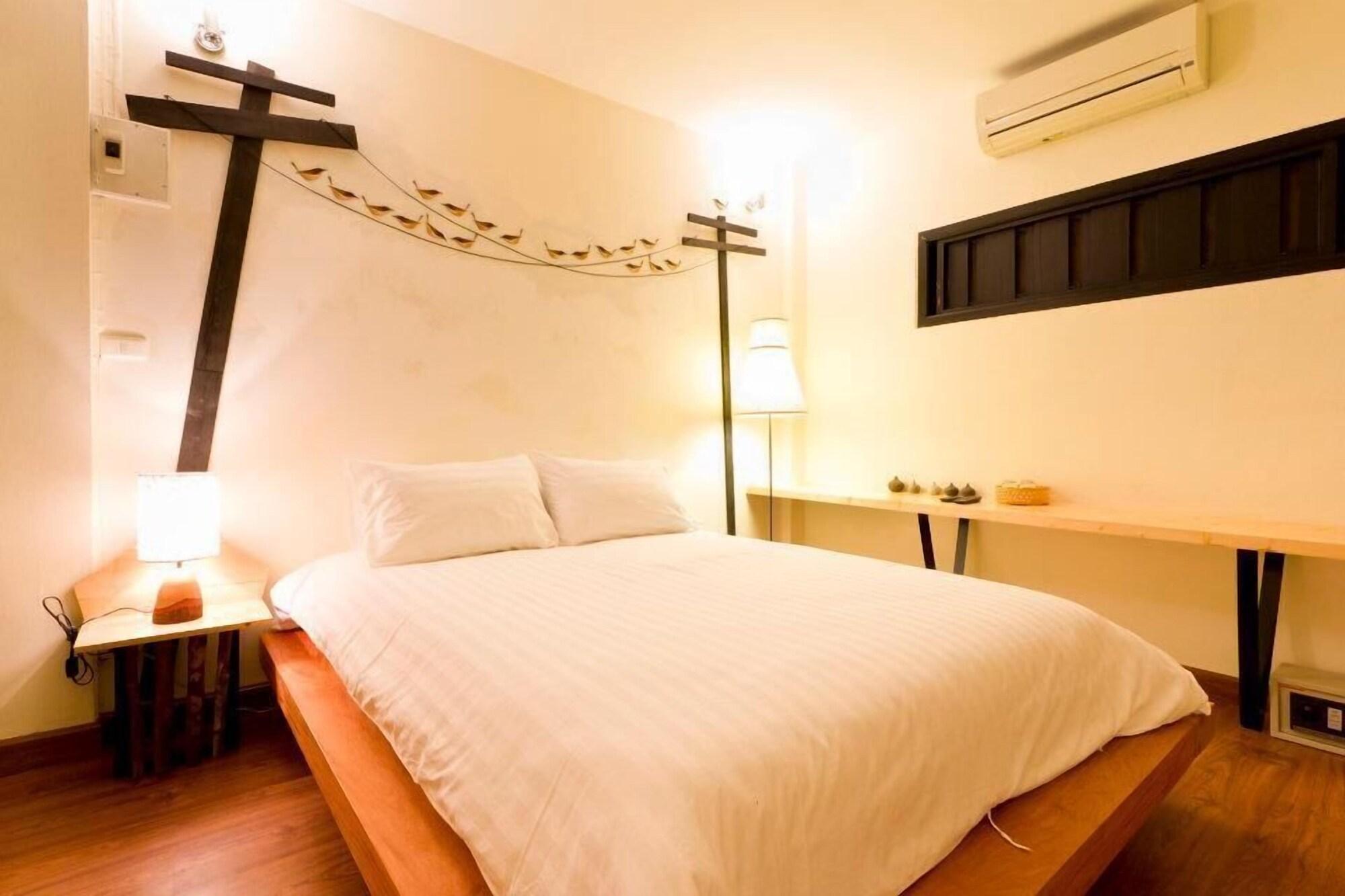 Early Bird Bed & Breakfast (Adults Only) Чиангмай Экстерьер фото