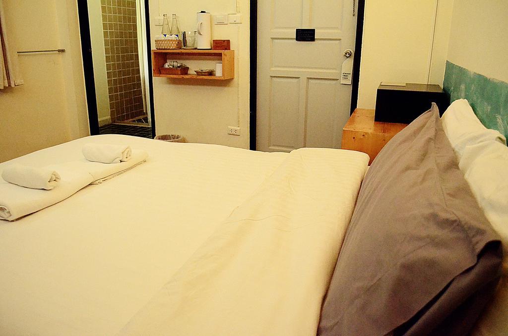 Early Bird Bed & Breakfast (Adults Only) Чиангмай Экстерьер фото