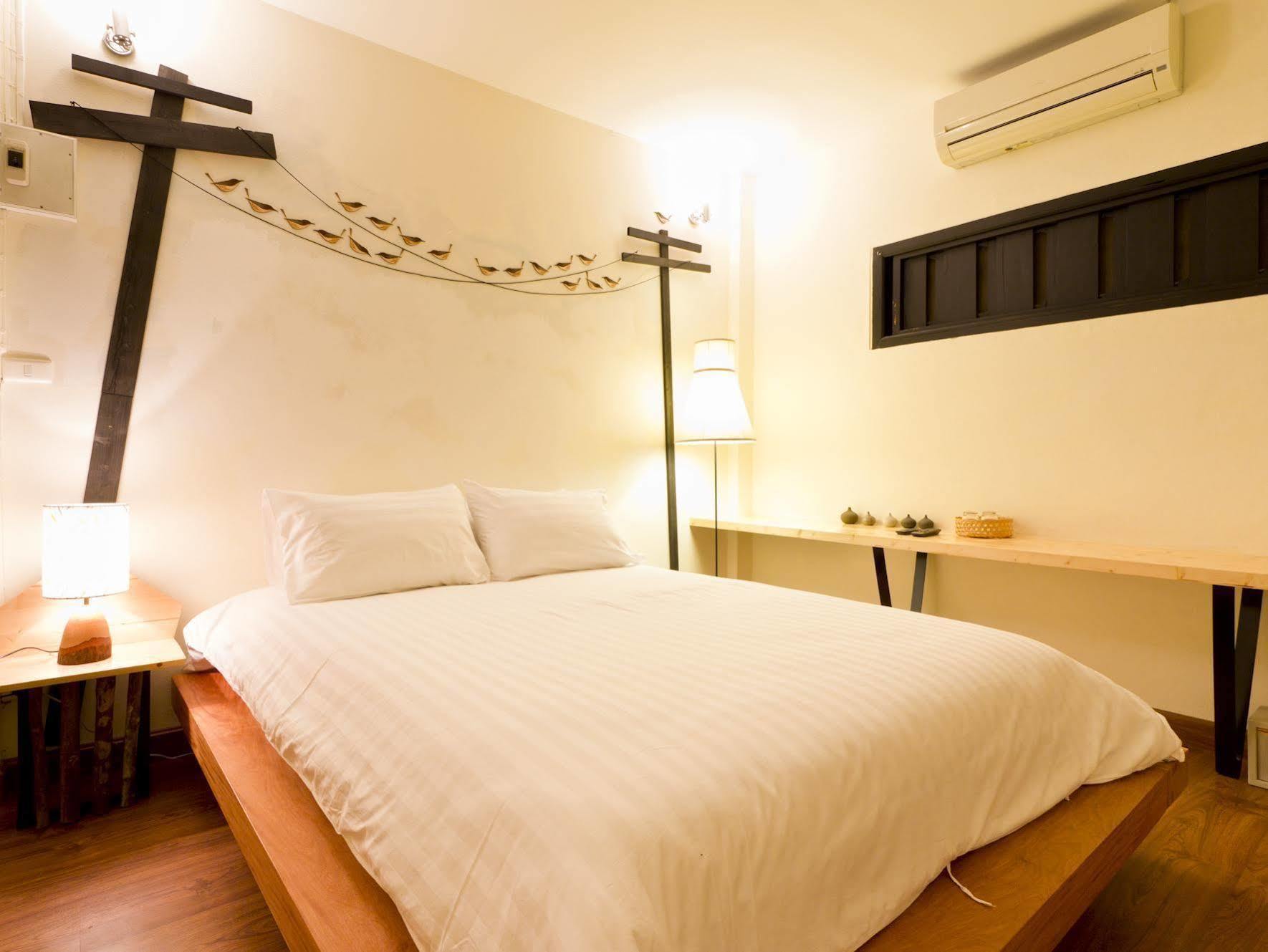 Early Bird Bed & Breakfast (Adults Only) Чиангмай Экстерьер фото